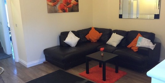 Rooms to rent, bills included, close to City, Public transport. Moston